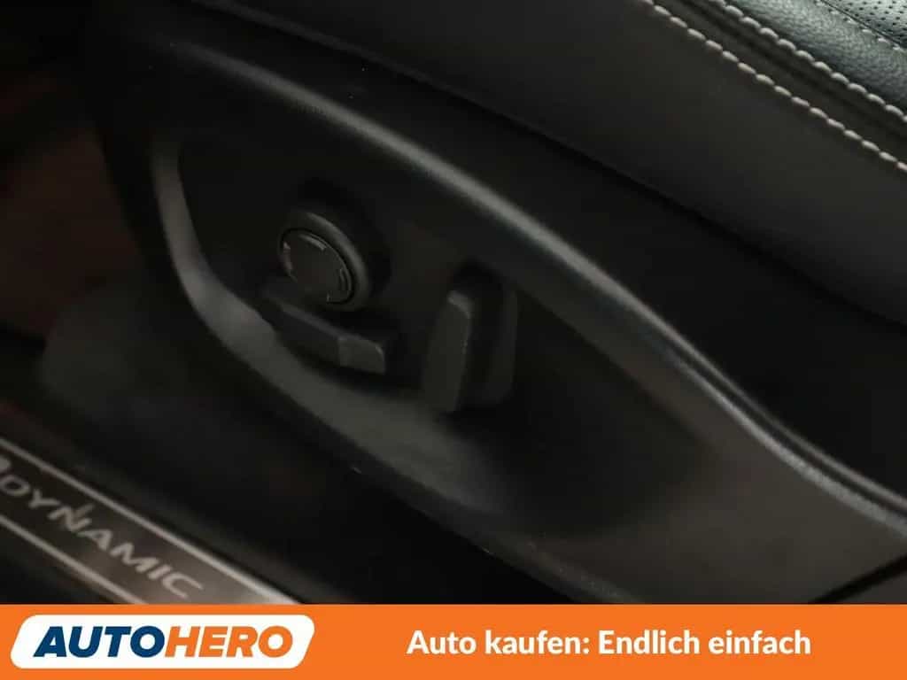 Jaguar E-Pace D180 R-Dynamic SE AWD Aut*LED*ACC*CAM*PDC 02/2020-photo-29