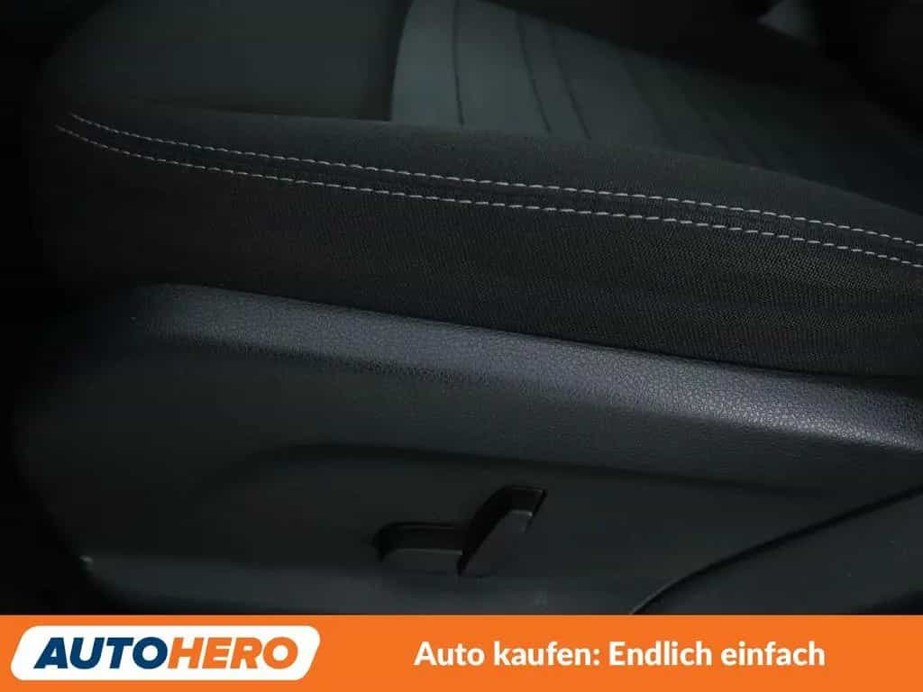 Mercedes-Benz GLC 220 4Matic Aut.*NAVI*TEMPO*PDC*SHZ* 08/2016-photo-24