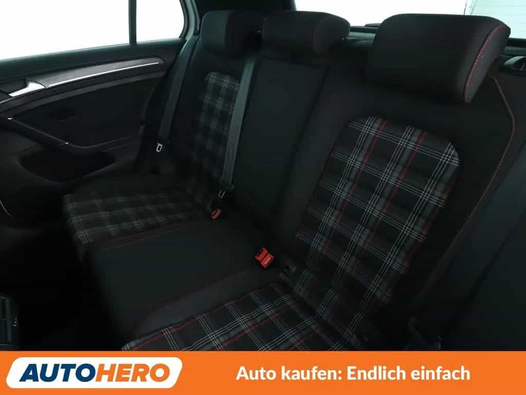 Volkswagen Golf VII 2.0 TSI GTI BMT Aut.*NAVI*LED*ACC*CAM* 01/2018-photo-13