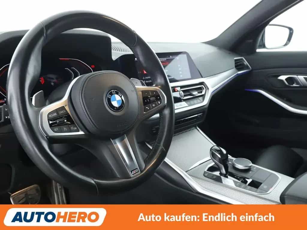 BMW 320 3er 320d M Sport Aut.*NAVI*TEMPO*LASER*PDC*SHZ* 07/2020-photo-10