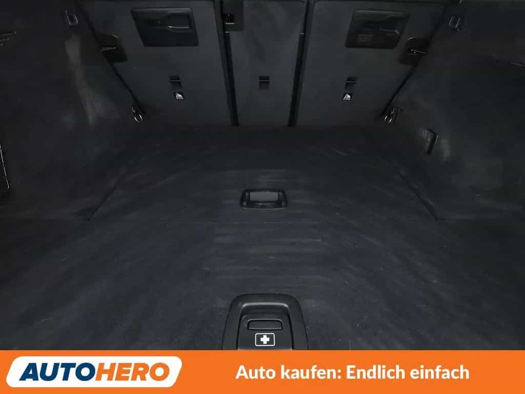 BMW 320 3er 320d M Sport Aut.*NAVI*TEMPO*LASER*PDC*SHZ* 07/2020-photo-17