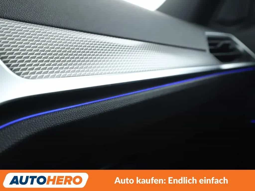 BMW 320 3er 320d M Sport Aut.*NAVI*TEMPO*LASER*PDC*SHZ* 07/2020-photo-29