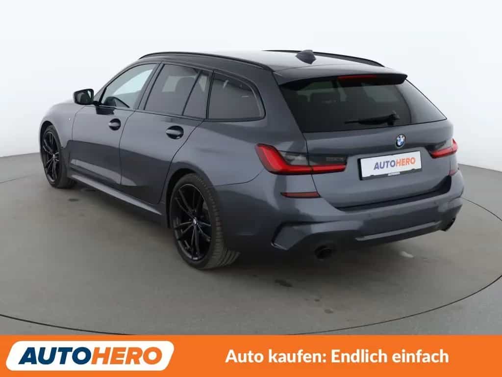 BMW 320 3er 320d M Sport Aut.*NAVI*TEMPO*LASER*PDC*SHZ* 07/2020-photo-3