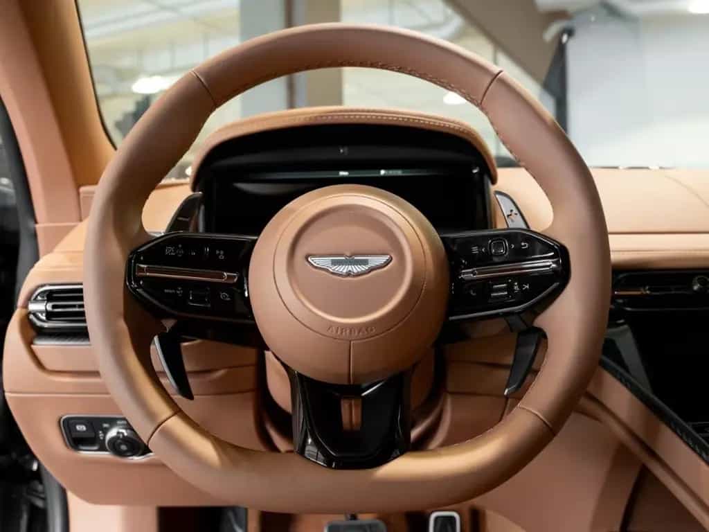 Aston Martin DB12 Coupe Aston Martin Hamburg null-photo-10