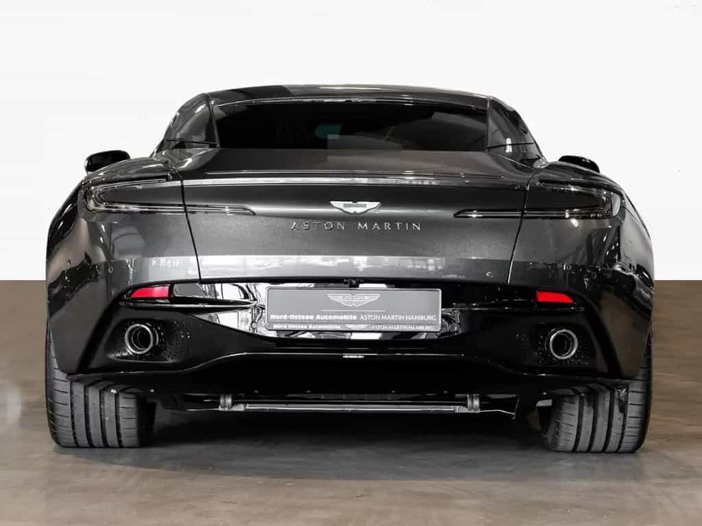 Aston Martin DB12 Coupe Aston Martin Hamburg null-photo-21