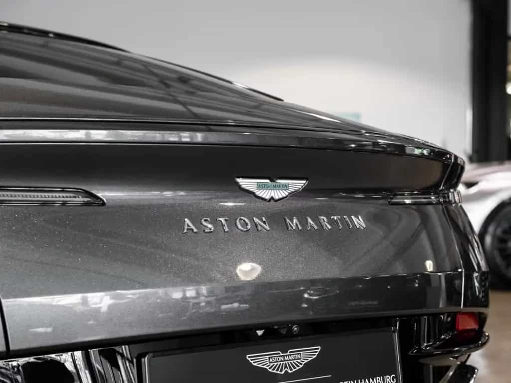 Aston Martin DB12 Coupe Aston Martin Hamburg null-photo-24