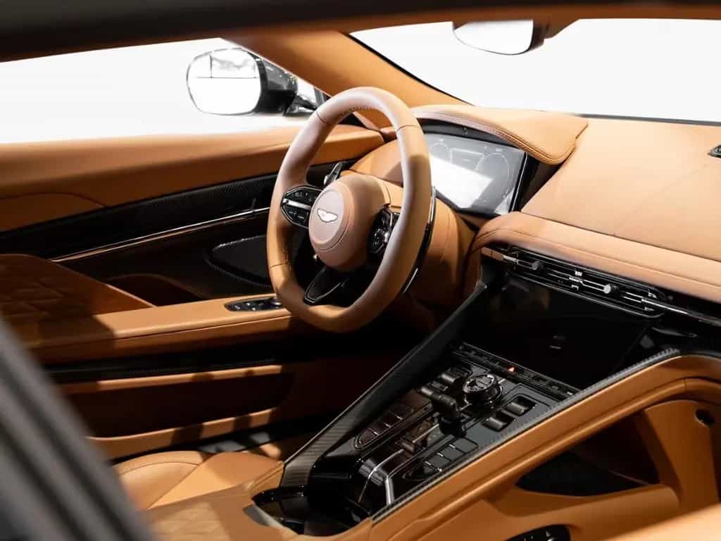 Aston Martin DB12 Coupe Aston Martin Hamburg null-photo-25