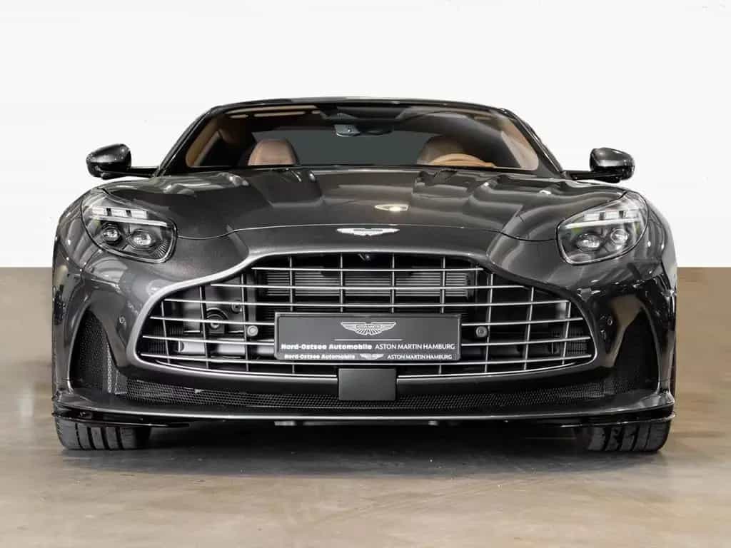 Aston Martin DB12 Coupe Aston Martin Hamburg null-photo-6