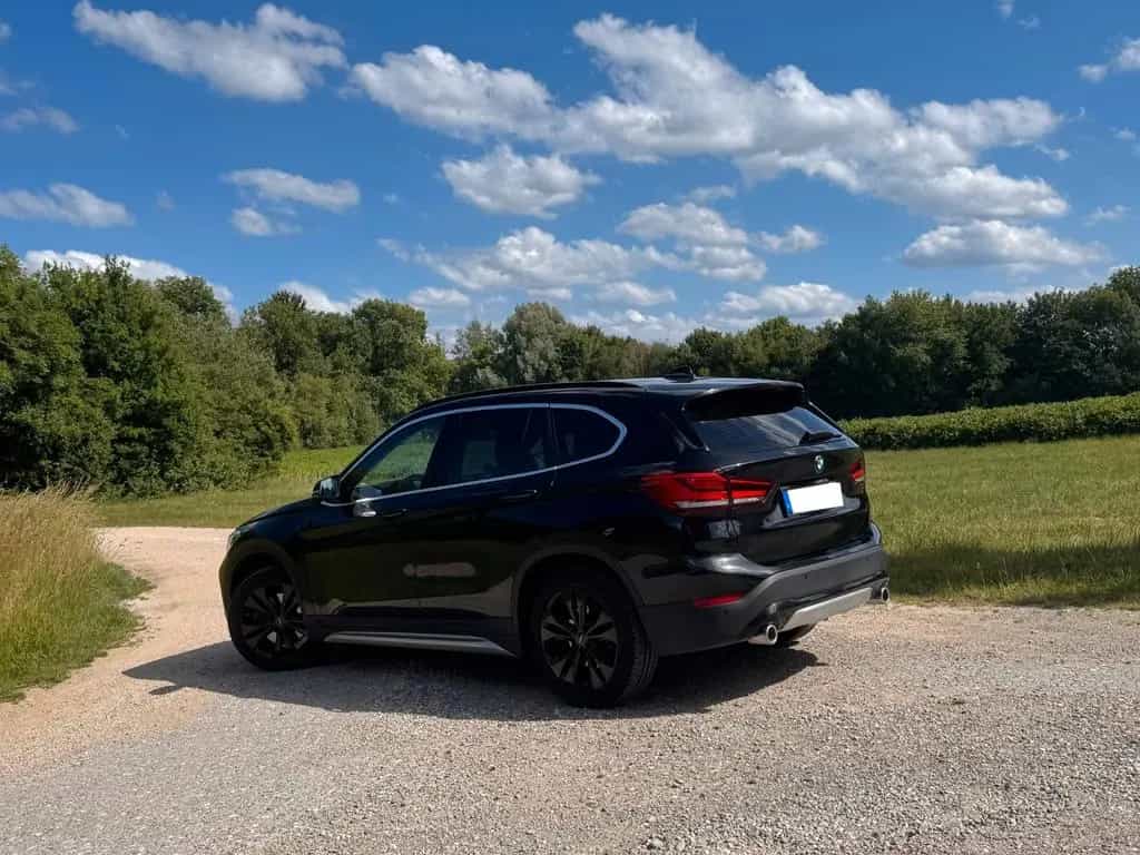 BMW X1 xDrive20d xLine 04/2021-photo-1