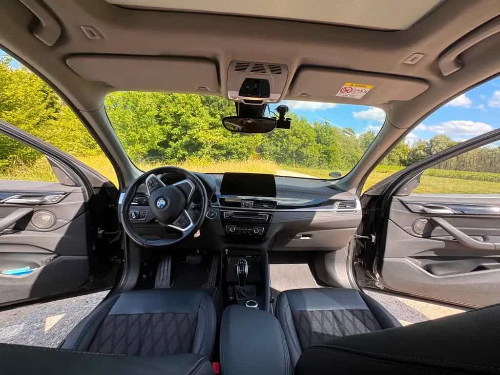 BMW X1 xDrive20d xLine 04/2021-photo-4