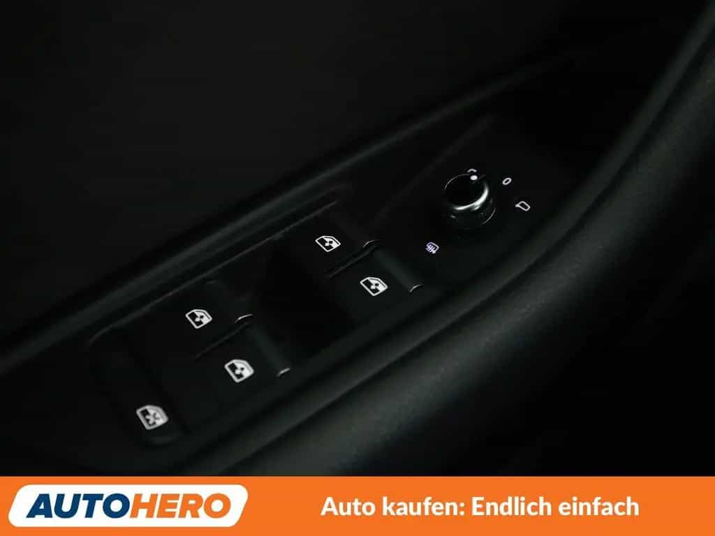 Audi A4 2.0 TFSI ultra Sport *NAVI*XENON*TEMPO* 05/2017-photo-23