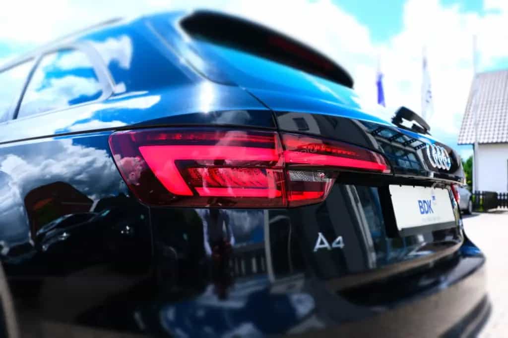 Audi A4 40 TDI Avant S tr. quattro "LED"ACC"PANO" 01/2019-photo-12