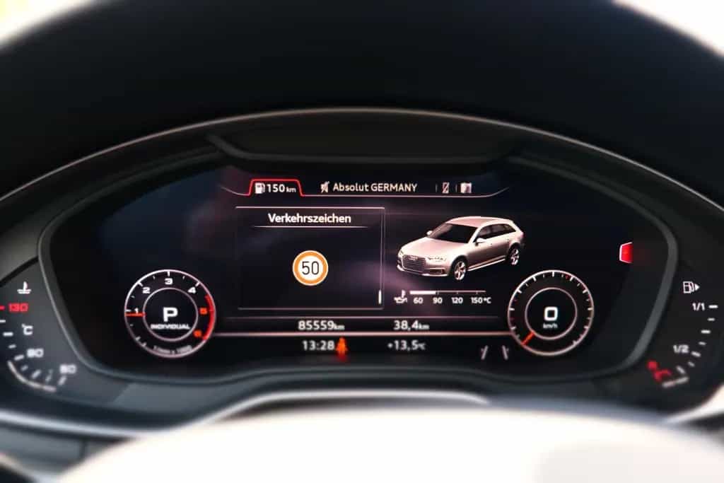 Audi A4 40 TDI Avant S tr. quattro "LED"ACC"PANO" 01/2019-photo-17