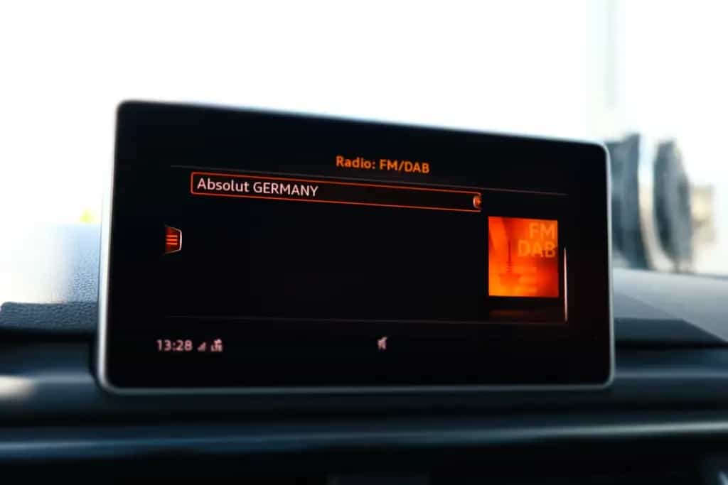 Audi A4 40 TDI Avant S tr. quattro "LED"ACC"PANO" 01/2019-photo-23