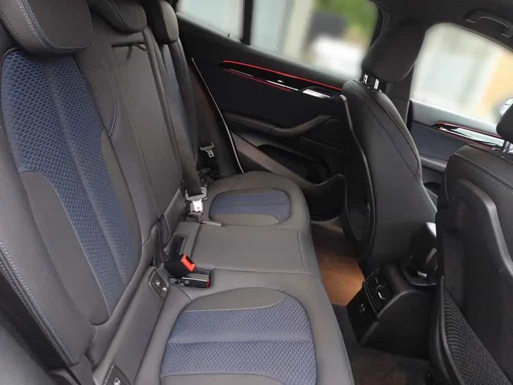 BMW X2 sDrive20i M SPORTPAKET+NAVI PLUS+HEAD UP 08/2023-photo-19
