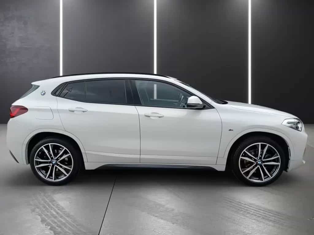 BMW X2 sDrive20i M SPORTPAKET+NAVI PLUS+HEAD UP 08/2023-photo-2