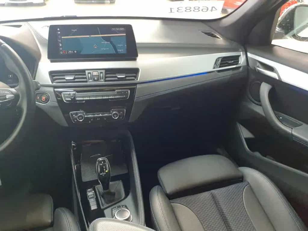BMW X1 sDrive18d Aut. M Sport Navi AHK SHZ 08/2020-photo-5