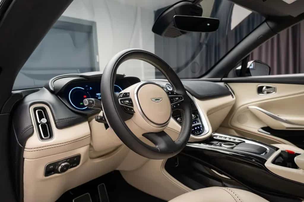 Aston Martin DBX 4.0 V8 03/2022-photo-14