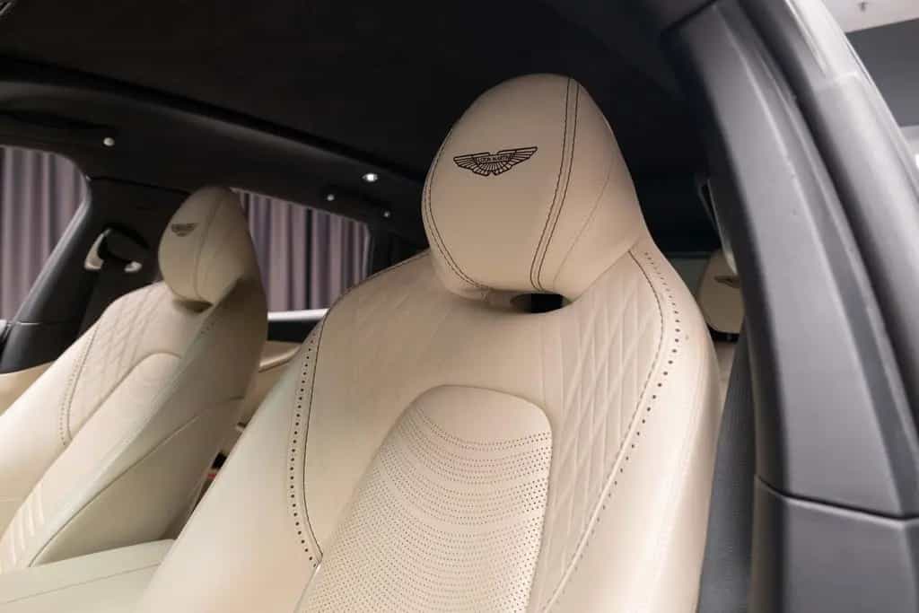 Aston Martin DBX 4.0 V8 03/2022-photo-18