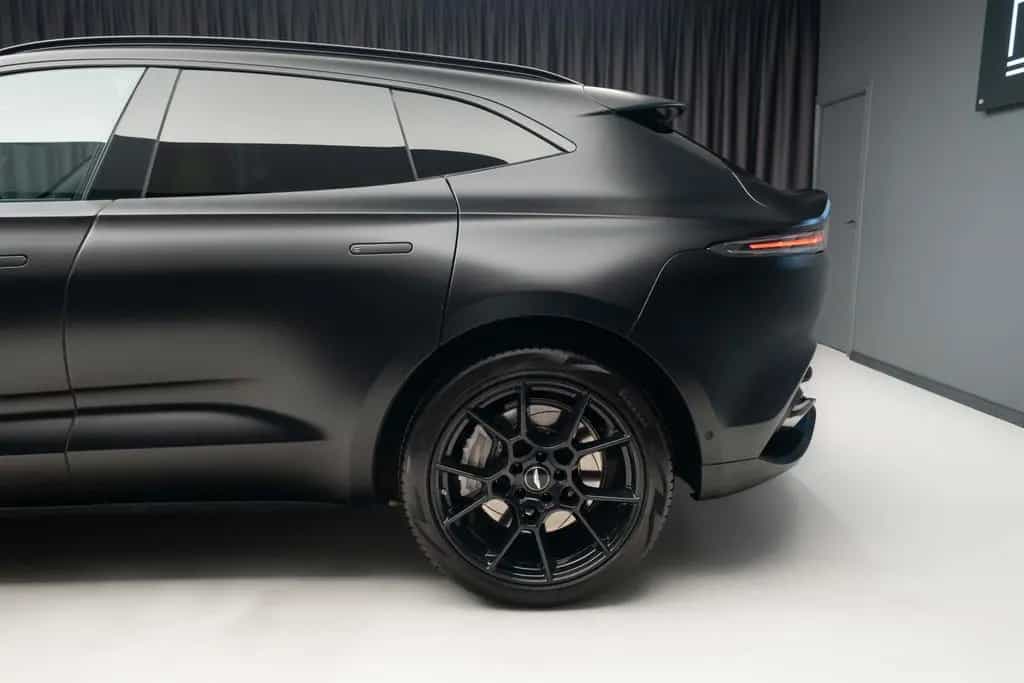 Aston Martin DBX 4.0 V8 03/2022-photo-6