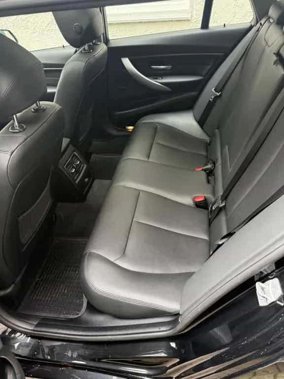 BMW 320 d Touring | Leder | Pano | AHK | Car Play 08/2018-photo-6
