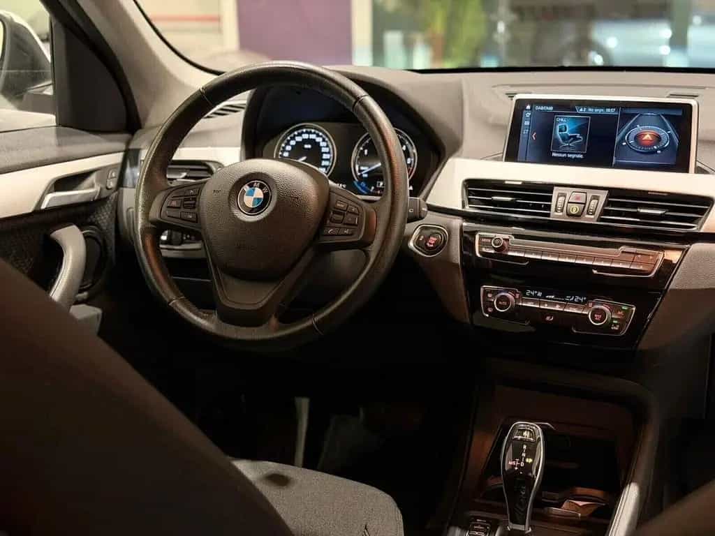 BMW X1 Bmw X1 sDrive18d 02/2020-photo-11