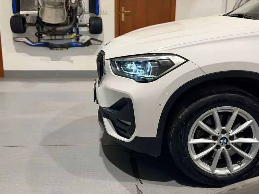 BMW X1 Bmw X1 sDrive18d 02/2020-photo-3