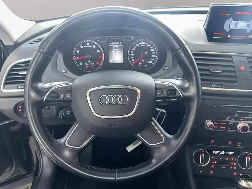 Audi Q3 1.4 TFSI  S tronic AHK PDC NAVI 08/2018-photo-9