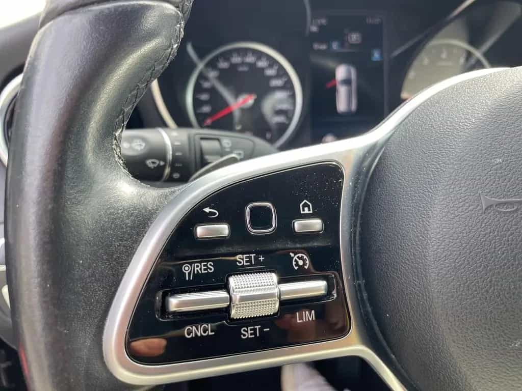 Mercedes-Benz C 180 T Avantgarde AUTOMATIK NAVI/AHK/KAMERA/LED 07/2020-photo-24