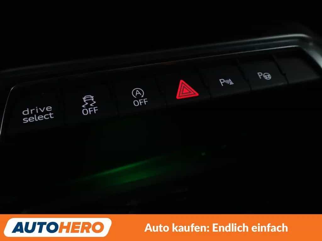 Audi A3 Sportback 40 TFSI quattro S line Aut.*MATRIX* 11/2022-photo-24
