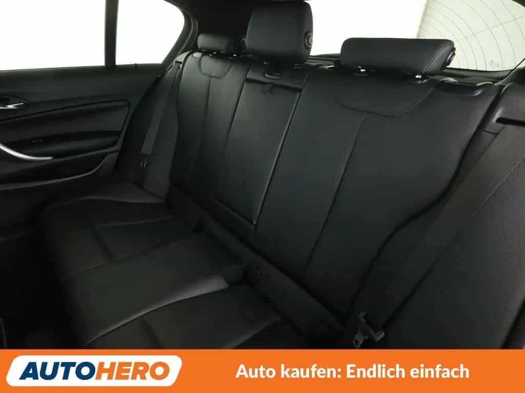BMW M140i 1er M140i xDrive Special Edition Aut.*NAV*TEMPO* 01/2018-photo-13