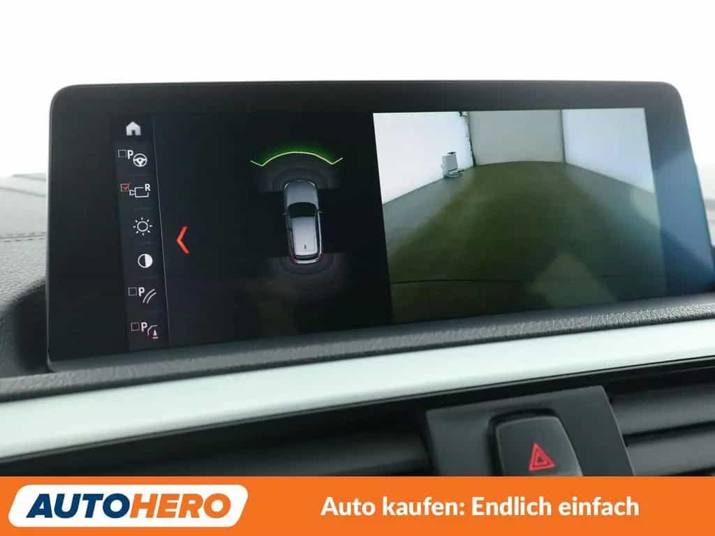 BMW M140i 1er M140i xDrive Special Edition Aut.*NAV*TEMPO* 01/2018-photo-22