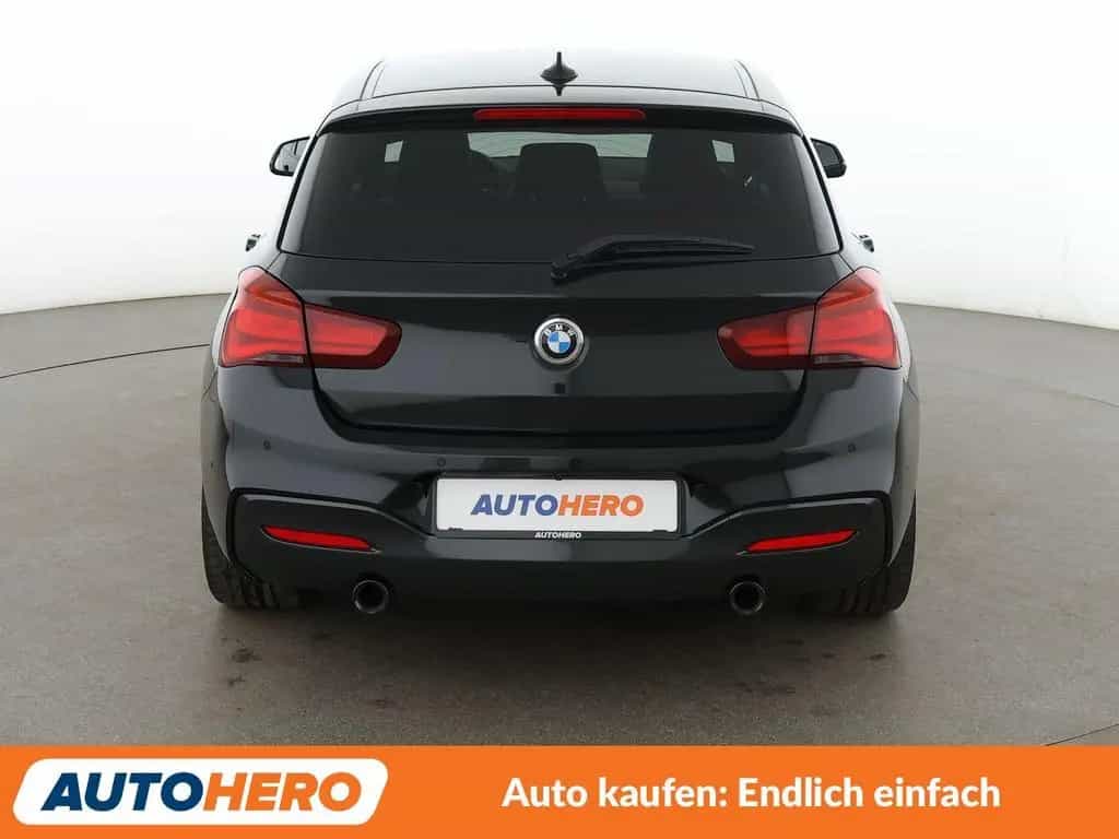 BMW M140i 1er M140i xDrive Special Edition Aut.*NAV*TEMPO* 01/2018-photo-4