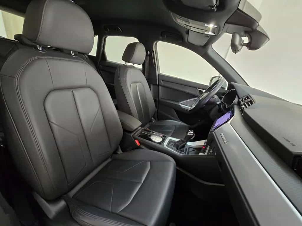 Audi Q3 45 TFSI qu. advanced LED Virtual Leder 19" 03/2021-photo-13