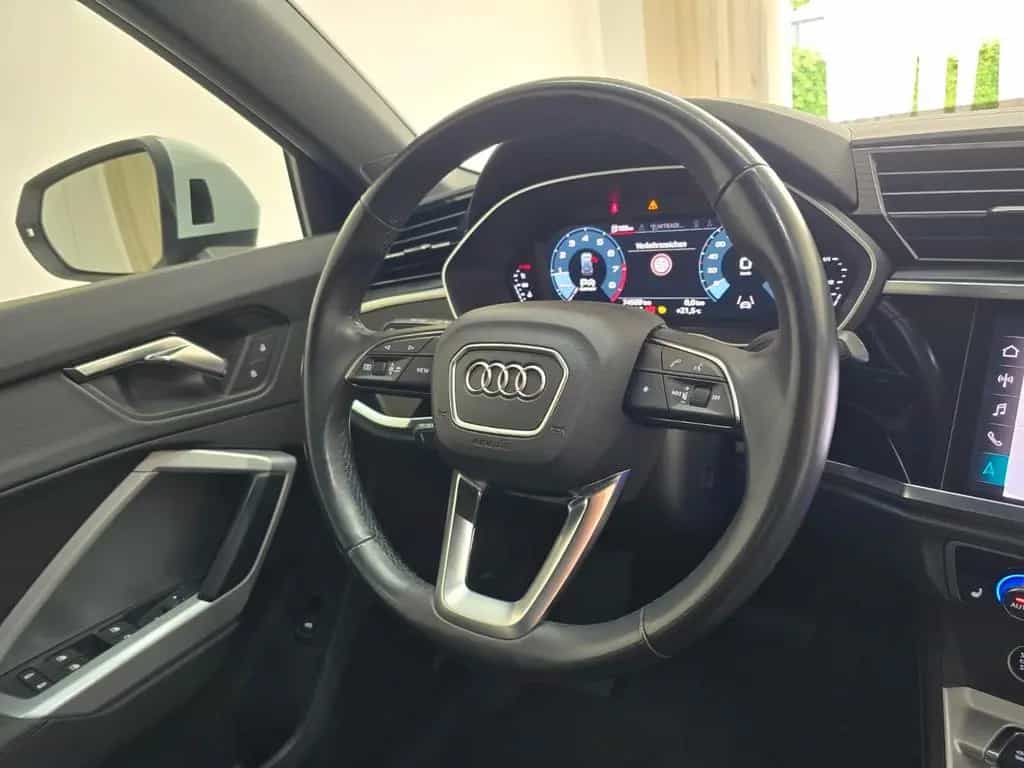 Audi Q3 45 TFSI qu. advanced LED Virtual Leder 19" 03/2021-photo-9