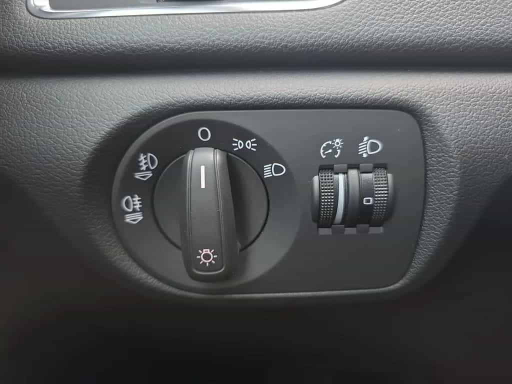 Audi Q3 2.0 TFSI quattro Klima AUX 05/2012-photo-17