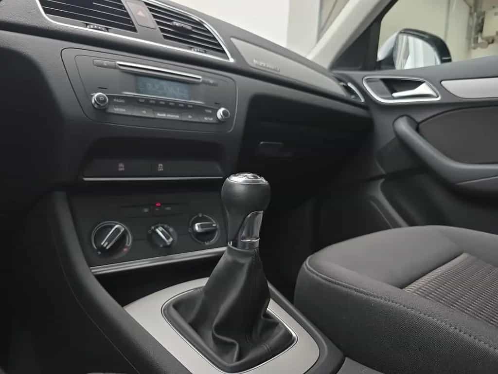 Audi Q3 2.0 TFSI quattro Klima AUX 05/2012-photo-21