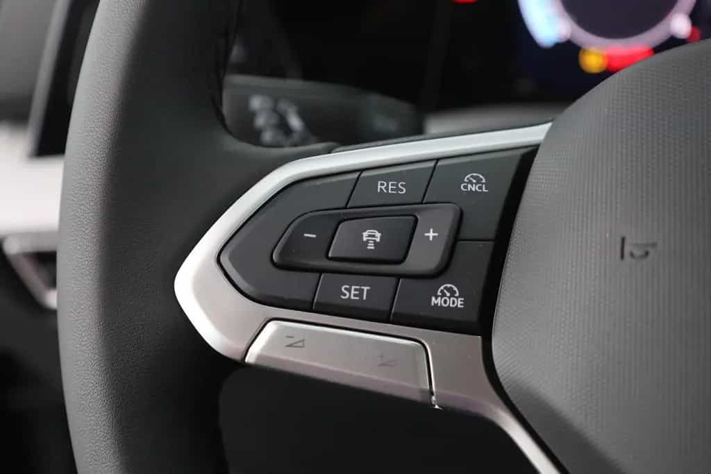 Volkswagen Golf VIII 1.5 TSI LED ACC Kamera null-photo-14