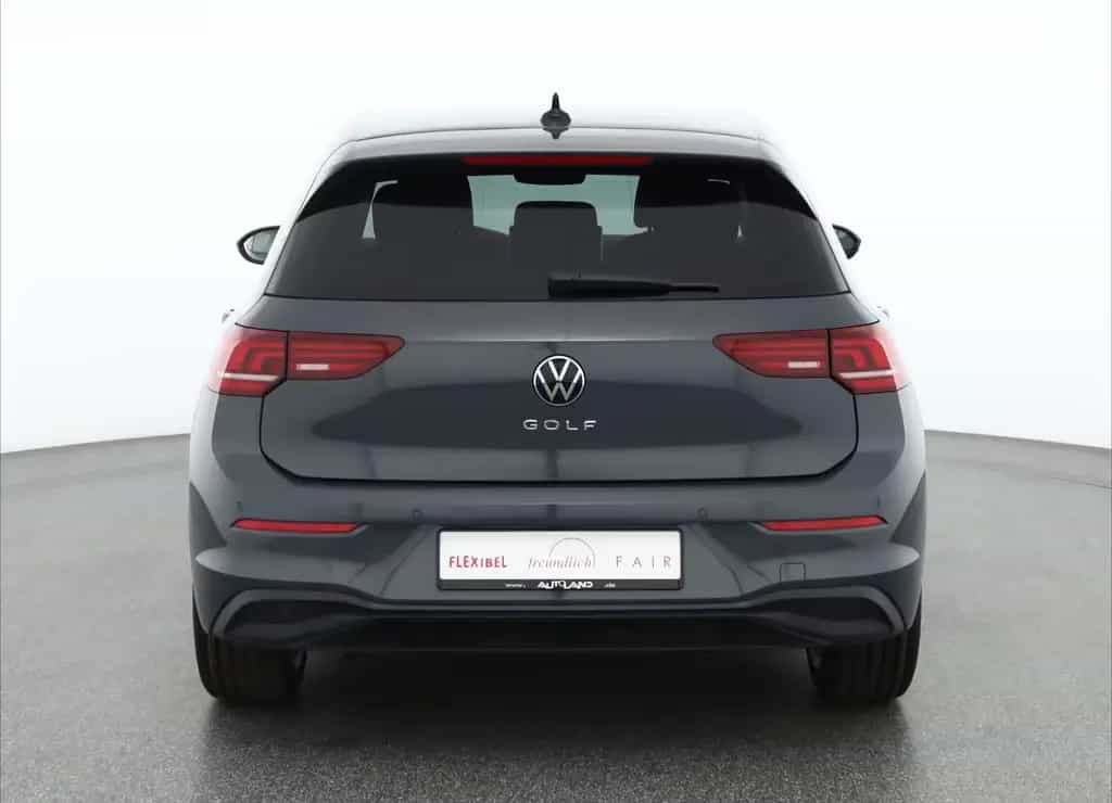 Volkswagen Golf VIII 1.5 TSI LED ACC Kamera null-photo-3