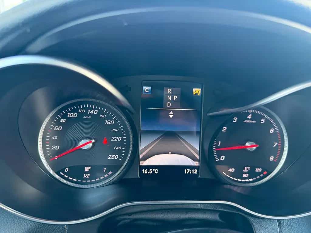 Mercedes-Benz GLC 250 4M*AMG*PANO*LED*BURMESTER*KAMERA*AHK*NAV 10/2018-photo-19