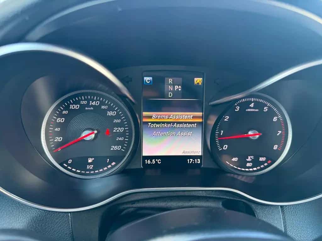 Mercedes-Benz GLC 250 4M*AMG*PANO*LED*BURMESTER*KAMERA*AHK*NAV 10/2018-photo-20