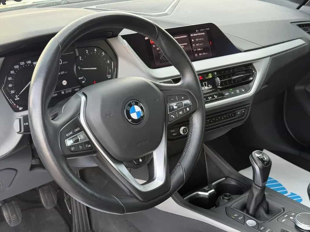 BMW 118 i Limousine Advantage LED HIFI 2 HAND 12/2019-photo-15