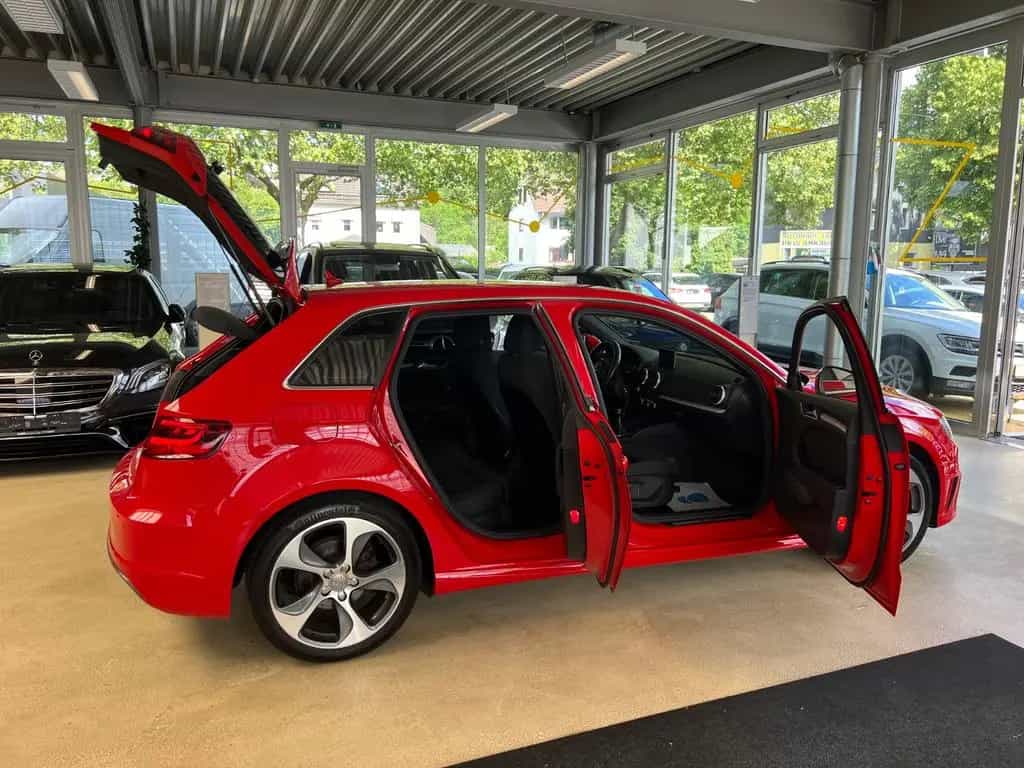 Audi A3 Sportback ultra S line Sport *LED/MATRIX* 03/2016-photo-24