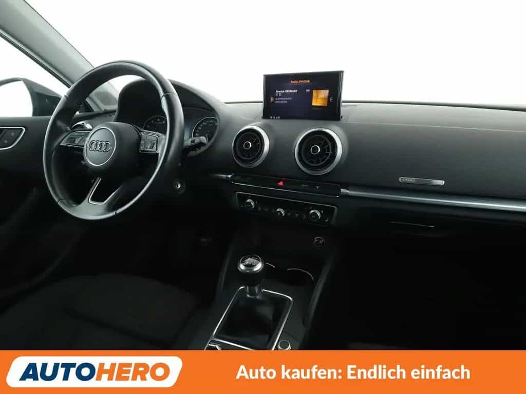 Audi A3 Limousine 1.0 TFSI Sport*NAVI*LED*TEMPO* 04/2017-photo-11