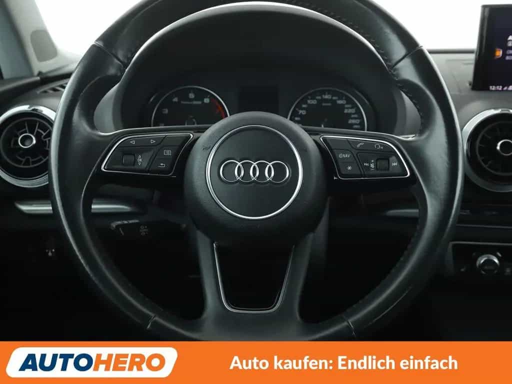 Audi A3 Limousine 1.0 TFSI Sport*NAVI*LED*TEMPO* 04/2017-photo-17