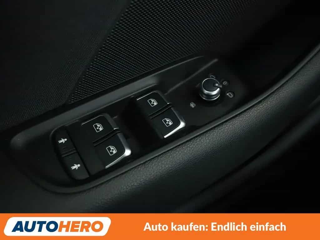 Audi A3 Limousine 1.0 TFSI Sport*NAVI*LED*TEMPO* 04/2017-photo-27