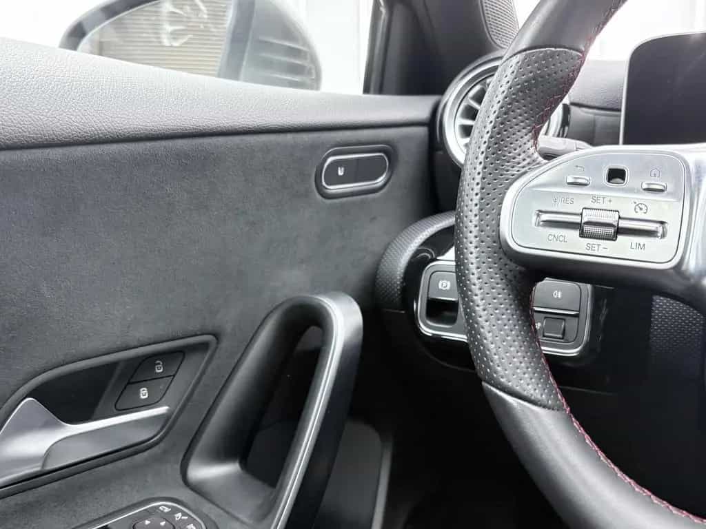 Mercedes-Benz A 250 A A 250 | PANO | AMBIENTE | AMG | KAMERA | 07/2019-photo-17