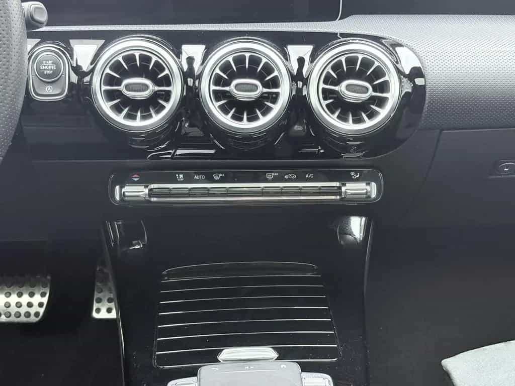 Mercedes-Benz A 250 A A 250 | PANO | AMBIENTE | AMG | KAMERA | 07/2019-photo-19