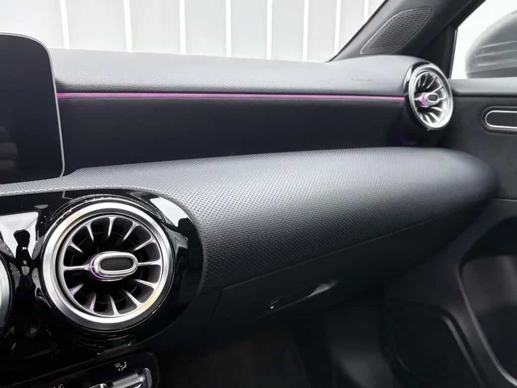 Mercedes-Benz A 250 A A 250 | PANO | AMBIENTE | AMG | KAMERA | 07/2019-photo-31