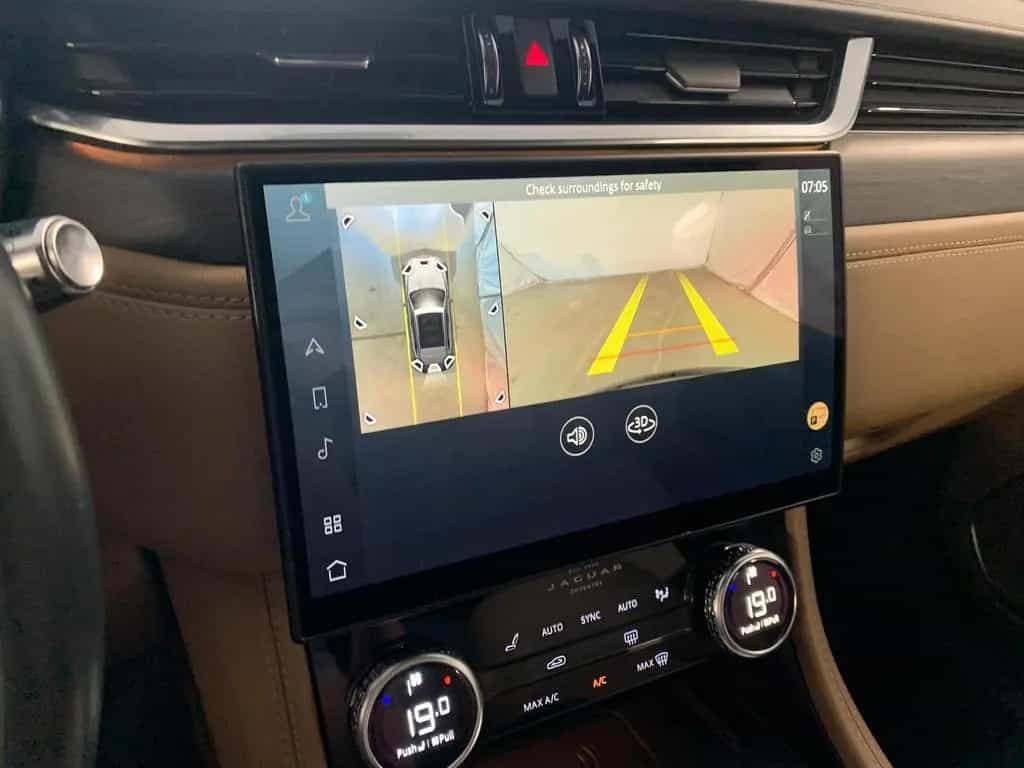 Jaguar F-Pace AWD new Model Panorama|ACC|360°KAM|Leder 07/2021-photo-14